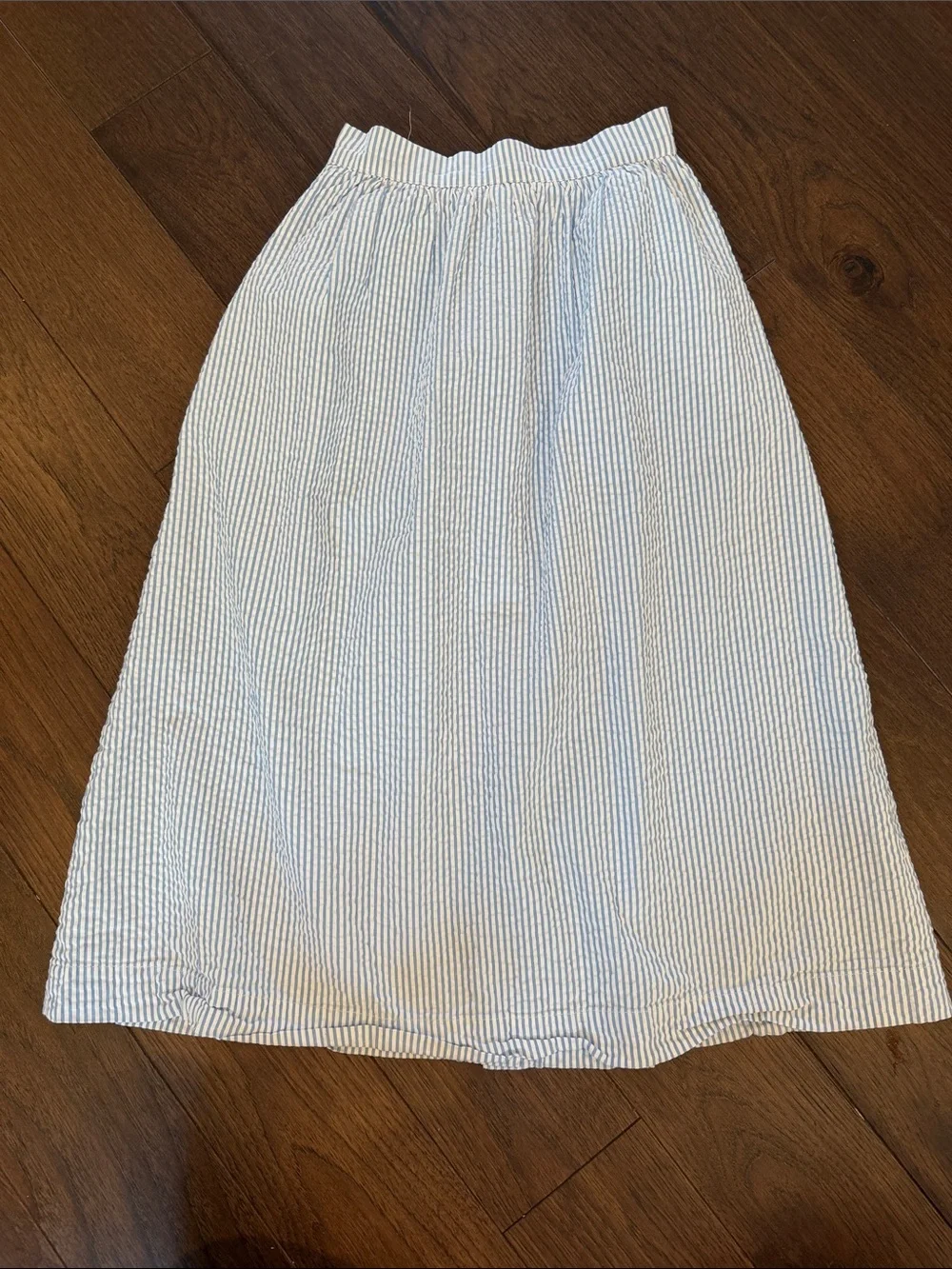 H&M Light Blue & White Striped Button-Front Midi Skirt Size 2 - C33-073